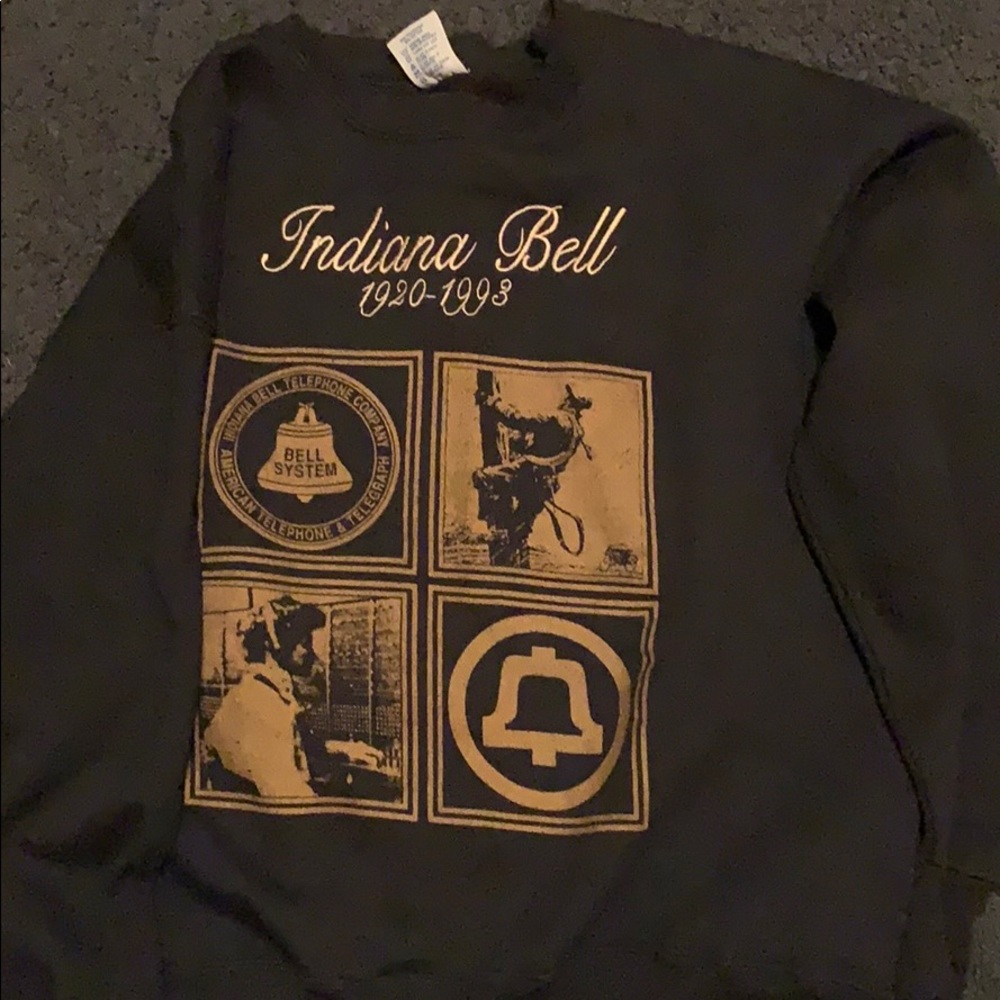 Vintage Embroidered Indiana Bell Crewneck Sweater
